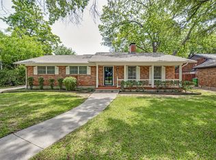 19 Shadowood Ln, Gainesville, TX 76240