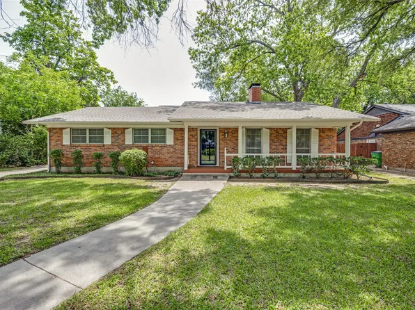 19 Shadowood Ln, Gainesville, TX 76240