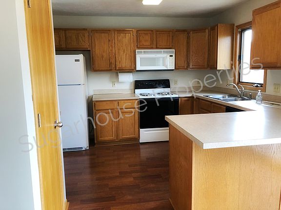 4th image of 2221 Lynnridge Cir