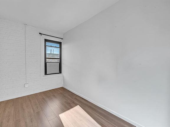 4th image of 7612 Park Ave APT C4