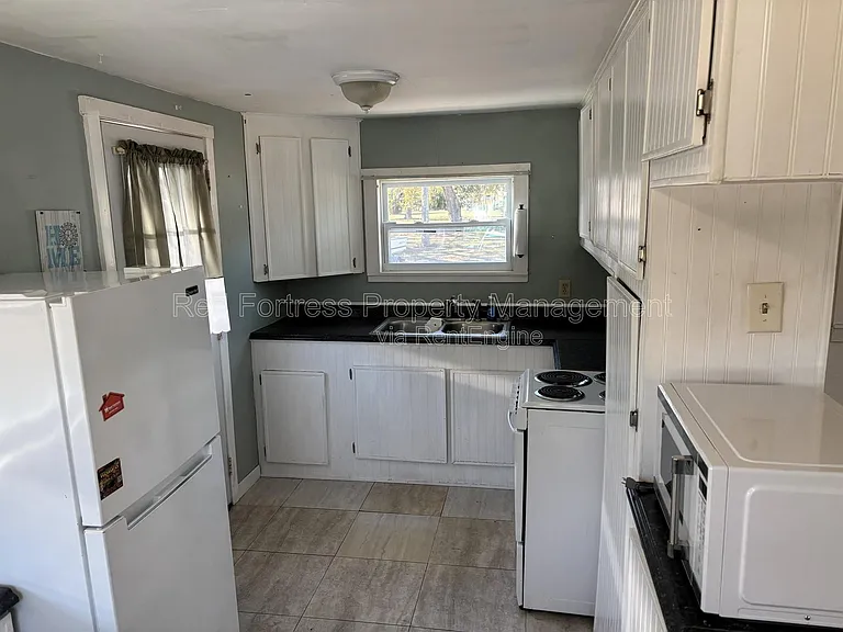 3005 Beatrice Pl — Photo 11