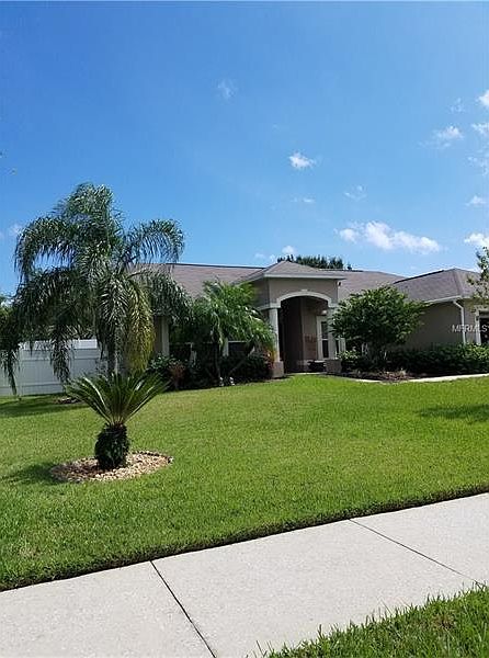 2nd image of 67 Desiree Aurora St