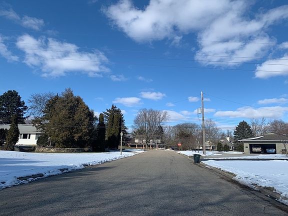 4th image of 1232 Old Hickory Ln