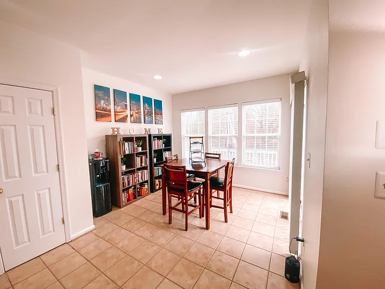 4219 Sonia Ct — Photo 10
