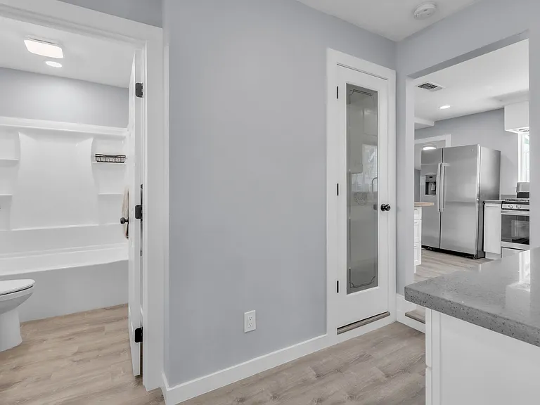 517 Rimmer Ave — Photo 21