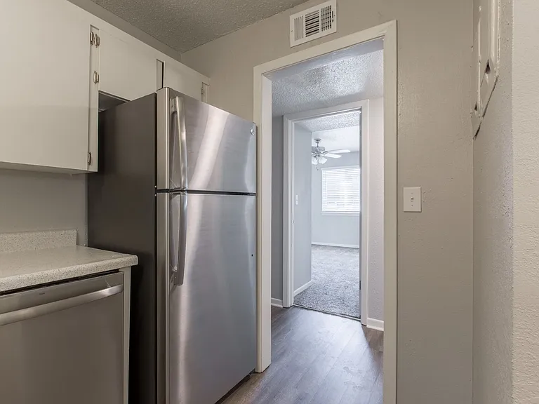 4141 Roanoke Rd — Photo 30