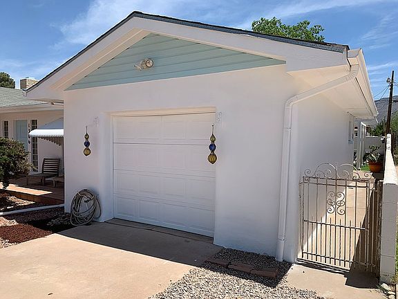 Front of the house Garage