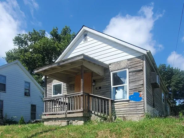 722 S 14th St, Keokuk, IA 52632