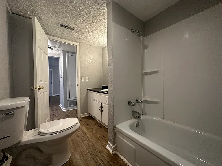 525 N Arlington St — Photo 19