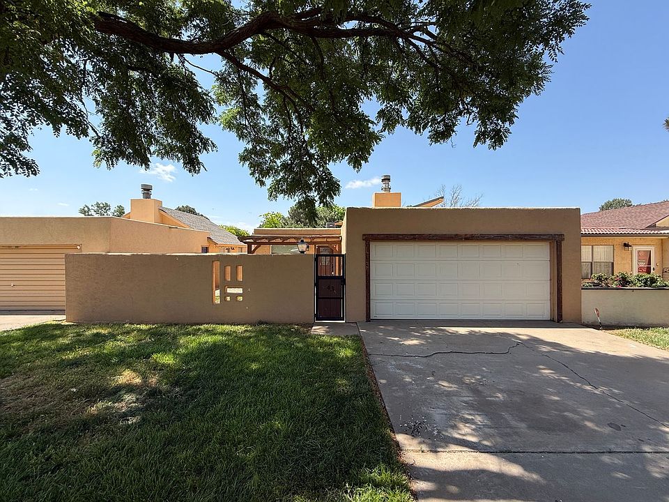 1st image of 43 Paseo Vlg