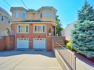 14 Florida Ave, Staten Island, NY 10305