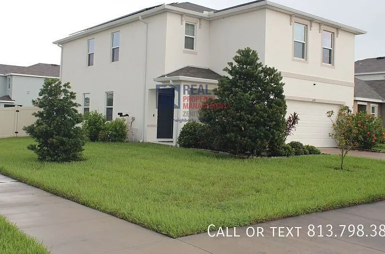 3199 Suncoast Plains Dr — Photo 2
