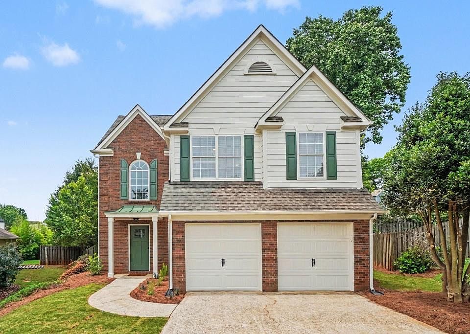 1st image of 120 Ashton Ct