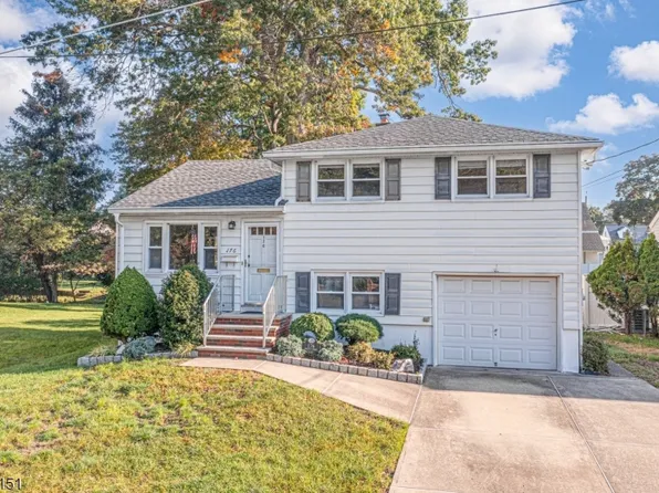 176 Chestnut St, Rochelle Park Twp., NJ 07662