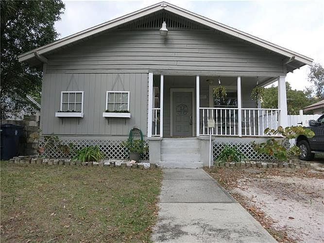 1st image of 207 W Emily St