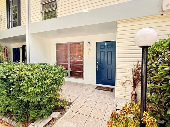 2750 N 34th Ave #9D, Hollywood, FL 33021