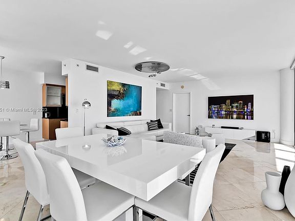 5th image of 6365 Collins Ave APT 3007