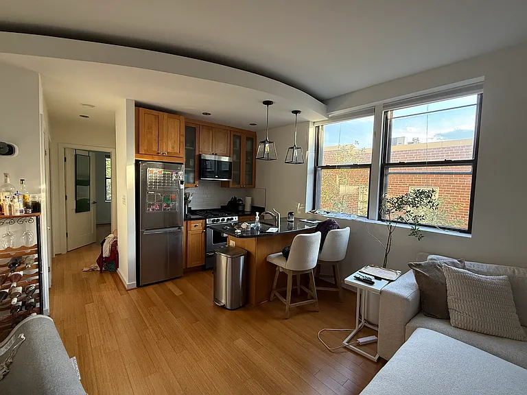 116 N Carolina Ave SE #201 — Photo 1