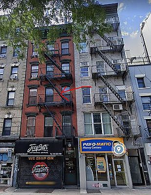 1st image of 305 E Houston St APT 2