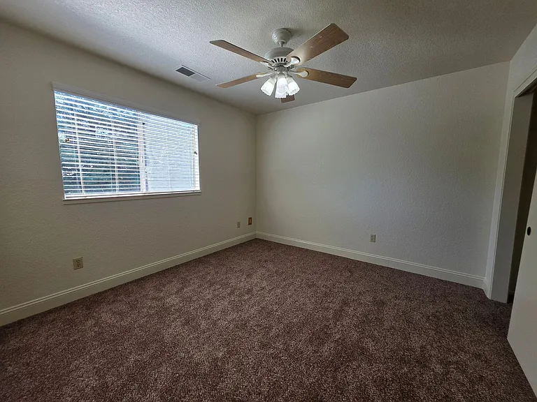 1109 E Orangeburg Ave #16 — Photo 31