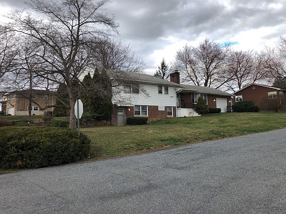 3rd image of 409 Ohio Ave
