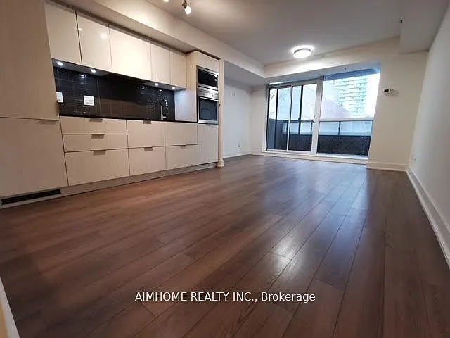 318 Richmond St W #416 — Photo 6