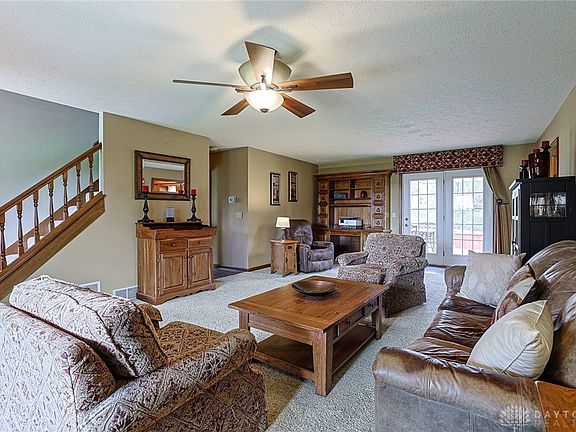 3rd image of 8585 Cedar Hill Rd