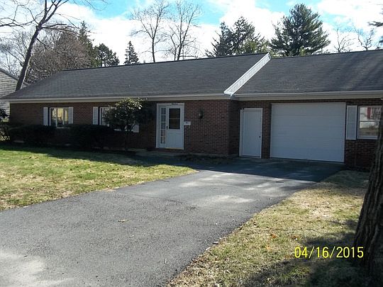 2nd image of 19 Seeley Ave