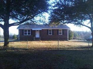 191 Waters Rd, Inman, SC 29349