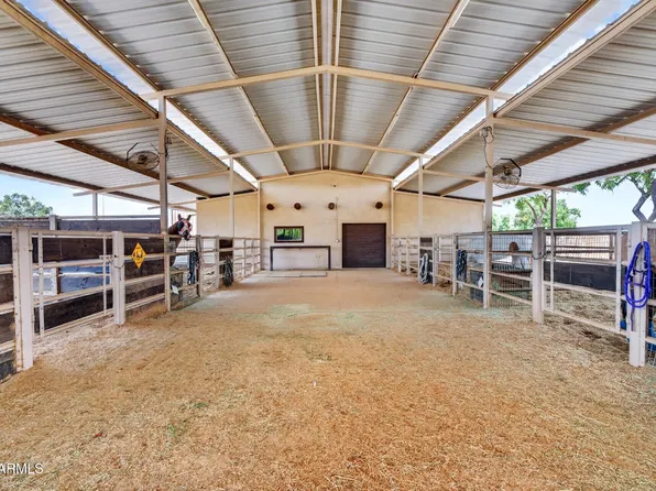 383 W RED FERN Road, San Tan Valley, AZ 85140