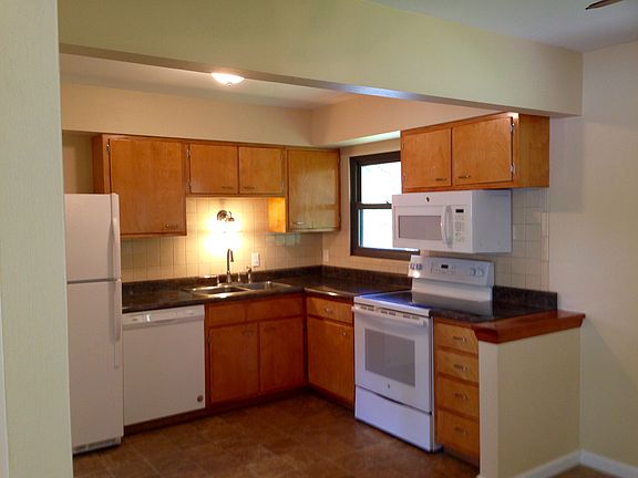 5th image of 4151 Telegraph Rd