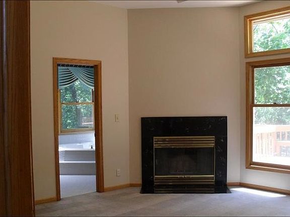 4th image of 8772 Eagleridge Dr