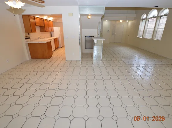 3965 Tirana Way #1, Las Vegas, NV 89103
