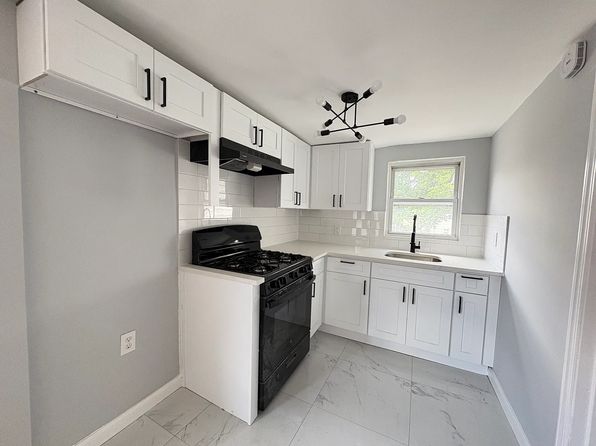 439 Springdale Ave #6L