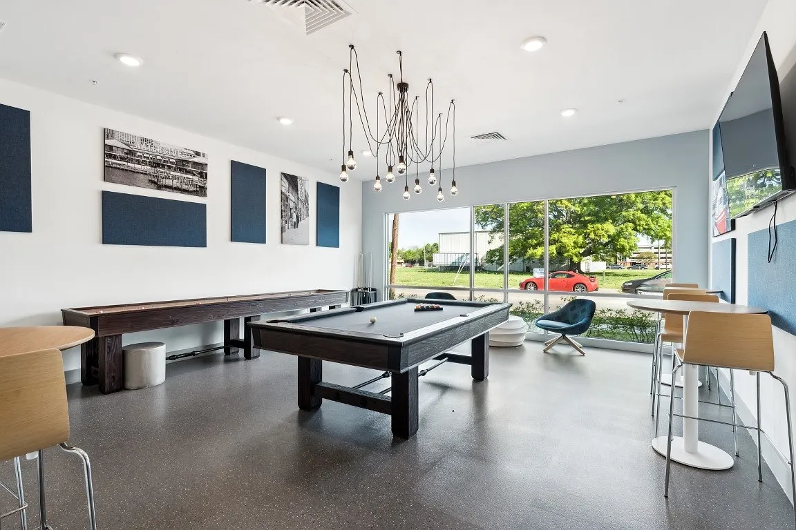 The Point on 38th Apartments — Photo 4