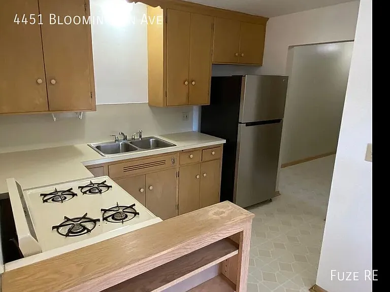 4451 Bloomington Ave — Photo 5