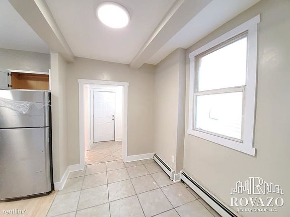 Apt 1 - Kitchen area