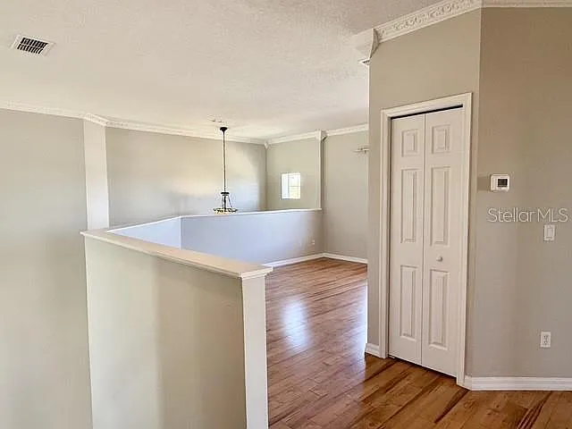 2300 The Oaks Blvd — Photo 31