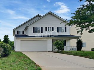 712 Townsend Farm Dr, Browns Summit, NC 27214