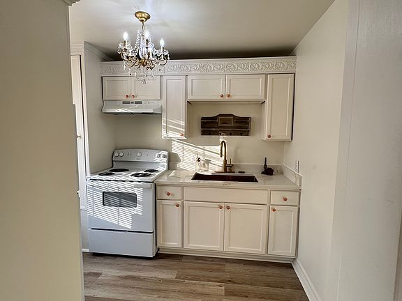 3rd image of 4001 Wilmer St APT 8