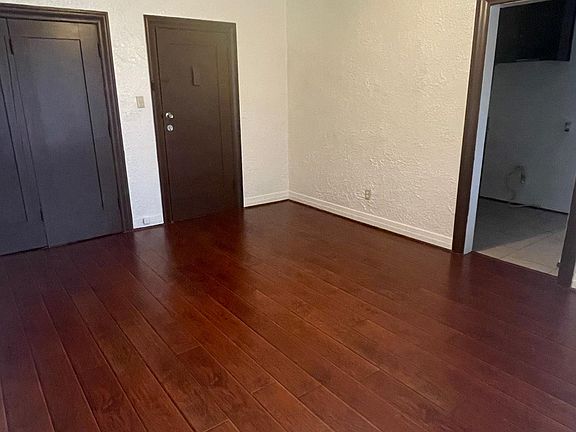 4th image of 2014 Torrance Blvd #212