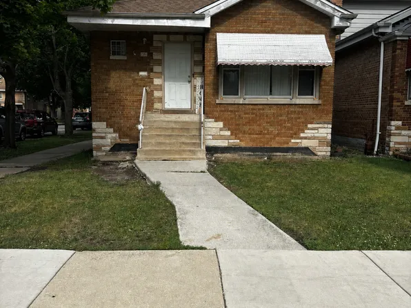 7201 S Sawyer Ave, Chicago, IL 60629