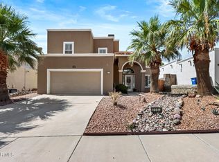 7059 Crown Ridge Dr, El Paso, TX 79912