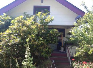 5527 29th Ave NE, Seattle, WA 98105
