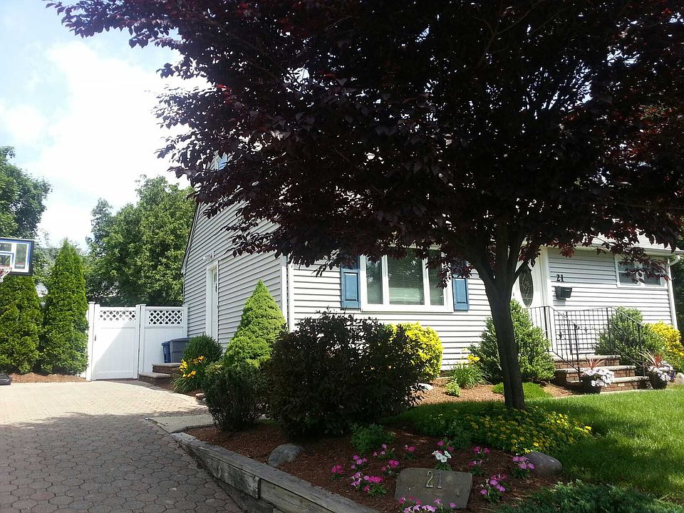 1st image of 21 Westbrook Ave