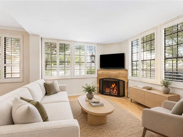 1 Sea Cove Ln, Newport Beach, CA 92660