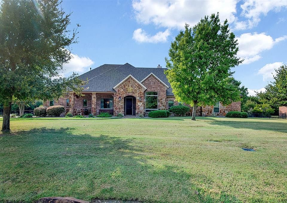 1st image of 5305 Englenook Dr