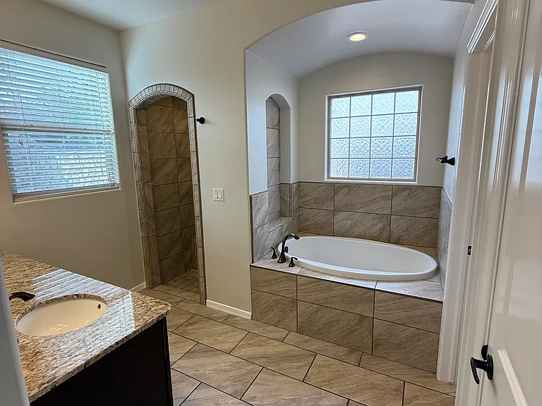 3660 Sienna Ave — Photo 12