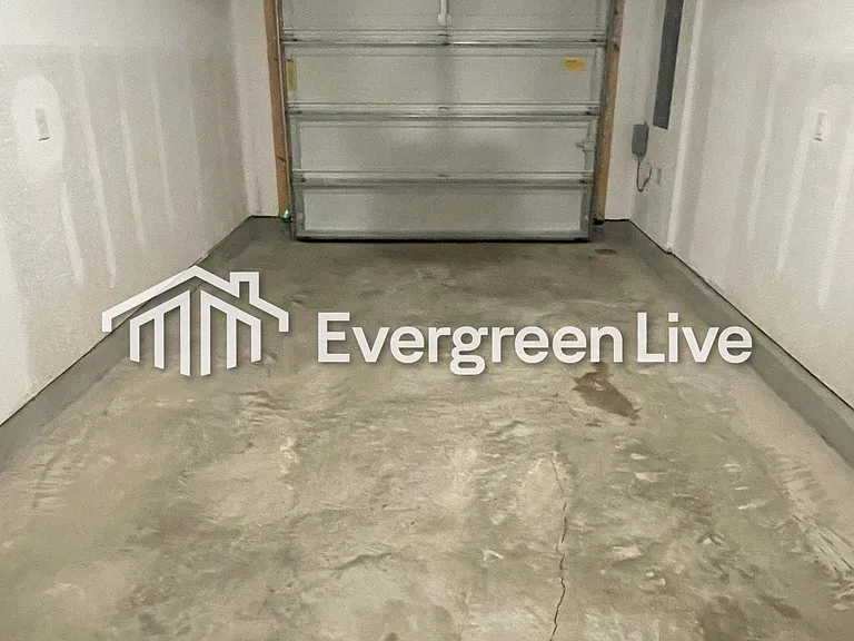 9843 Fowler Ave — Photo 12