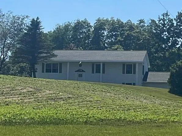 11749 S Locust Ave, Sand Lake, MI 49343